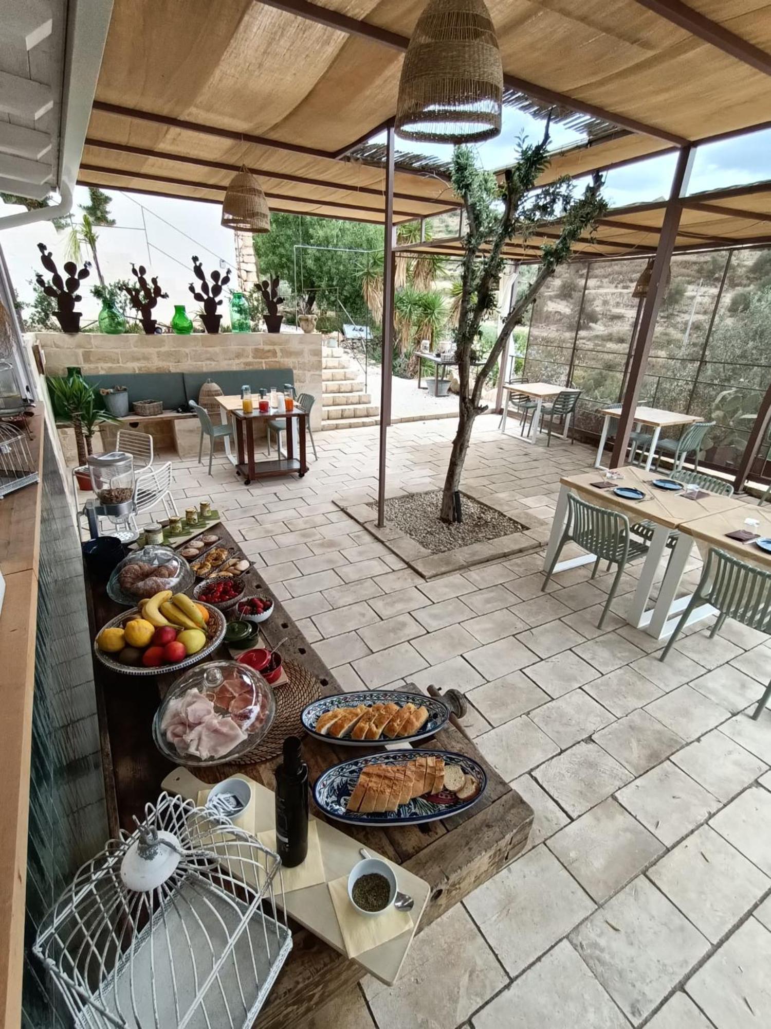 Azalo Country House Noto Bagian luar foto